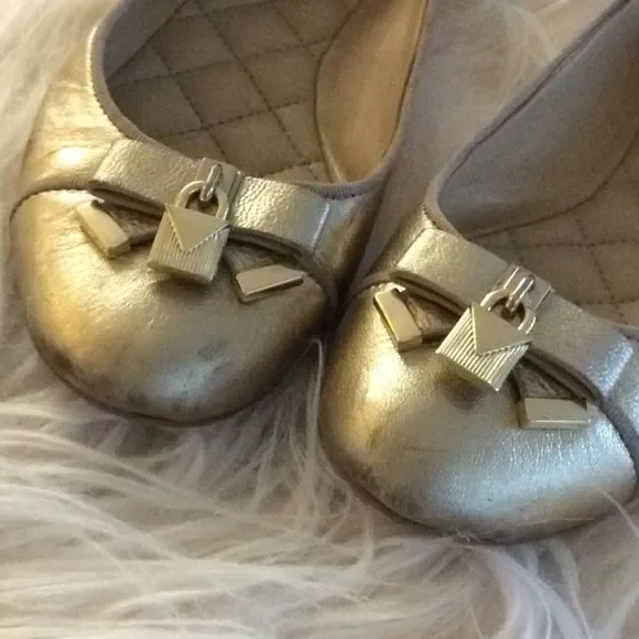 💞MICHAEL Michael KORS 💞golden flats - Picture 3 of 11